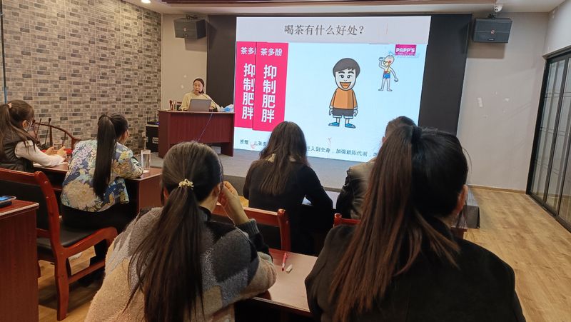 关于2022贵州绿茶评茶员第三期培训班第二日——读懂茶叶的色香味形的新闻(7)