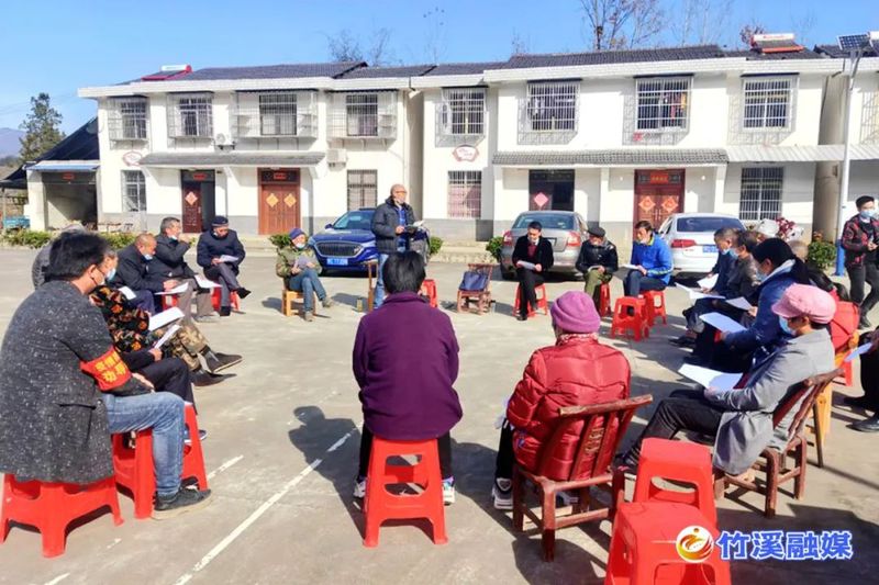 有关于土地梁村：茶里着墨兴产业 故里落笔建新乡的最新消息(3)
