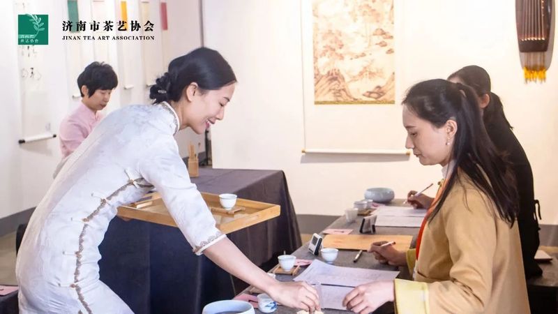 关于2022年济南市“技能月”茶艺评茶行业职业技能竞赛初赛圆满结束的资讯(6)