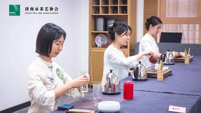 关于2022年济南市“技能月”茶艺评茶行业职业技能竞赛初赛圆满结束的资讯(4)