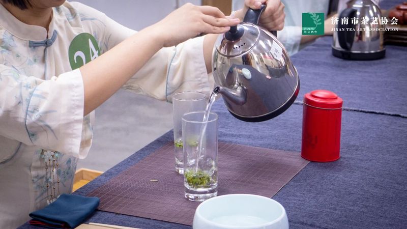 关于2022年济南市“技能月”茶艺评茶行业职业技能竞赛初赛圆满结束的资讯(5)