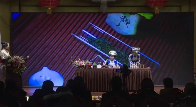 关于中菲友好签约，赠与国礼“恩施玉露”“利川红”！的相关内容(3)