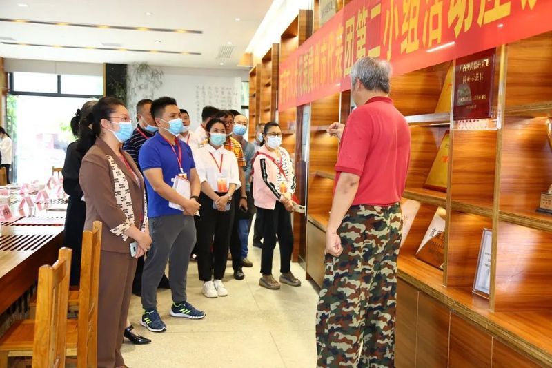 关于横州市人大常委会：壮大茶产业 绿叶变“金叶”的消息(1)