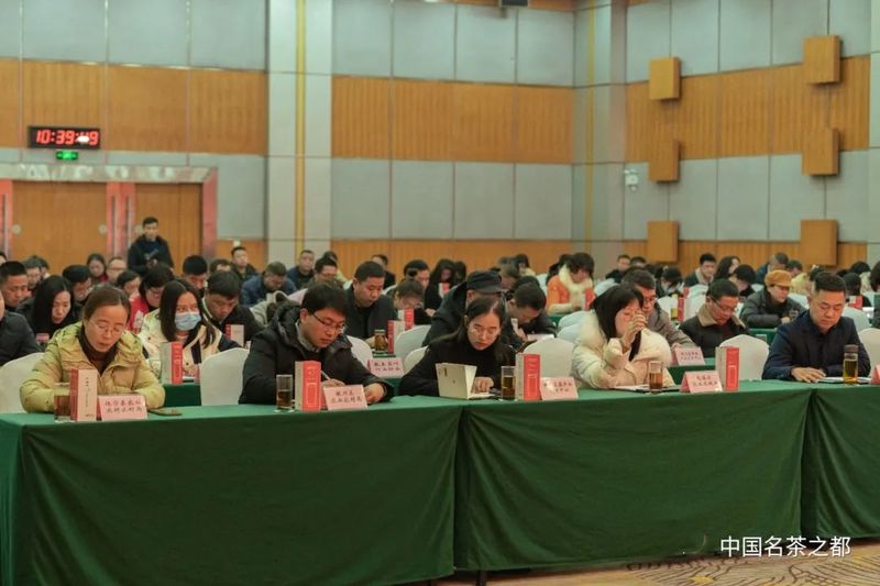 有关于黄山市茶叶行业协会2023年一次理事会暨一届四次会员代表大会成功召开的资讯(5)