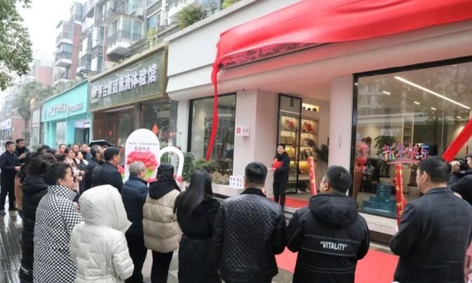 关于“都匀毛尖”100家规范店将在全州亮相的最新消息(1)