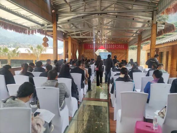 关于云南茶叶所何青元研究员一行应邀到西畴县、广南县开展茶产业调研的资讯(2)