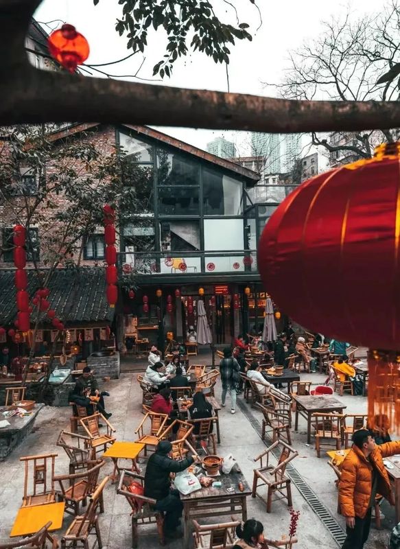 有关于地标馆：充满热辣火锅的赛博重庆，另一面是千年茶文化的信息(6)