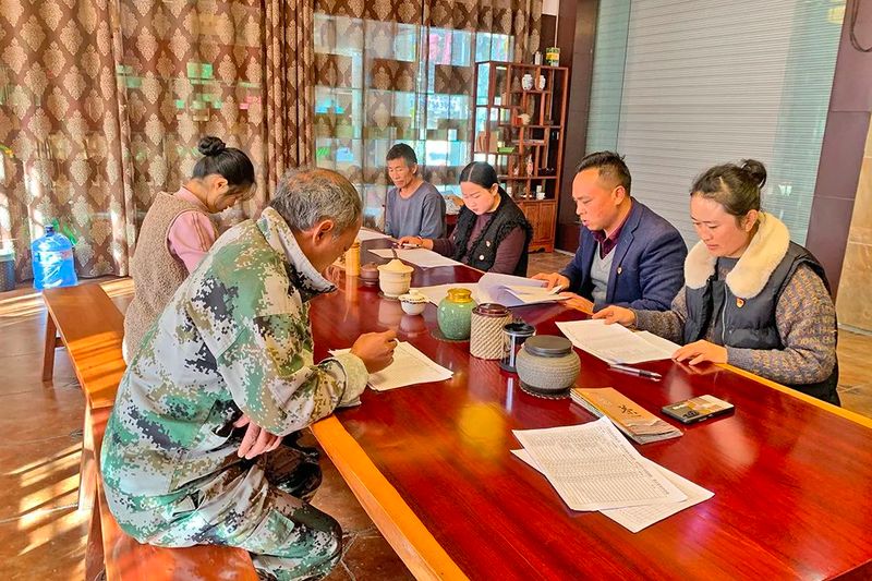 有关于昌宁温泉镇：“两新”组织提振茶产业发展动能的信息