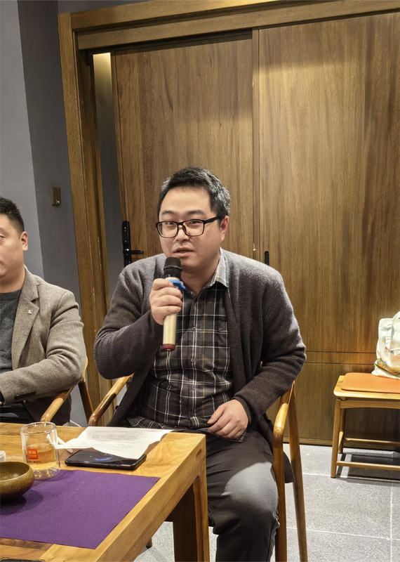 关于齐聚一堂 建言献策 汉中市举办首届茶业沙龙的信息(5)