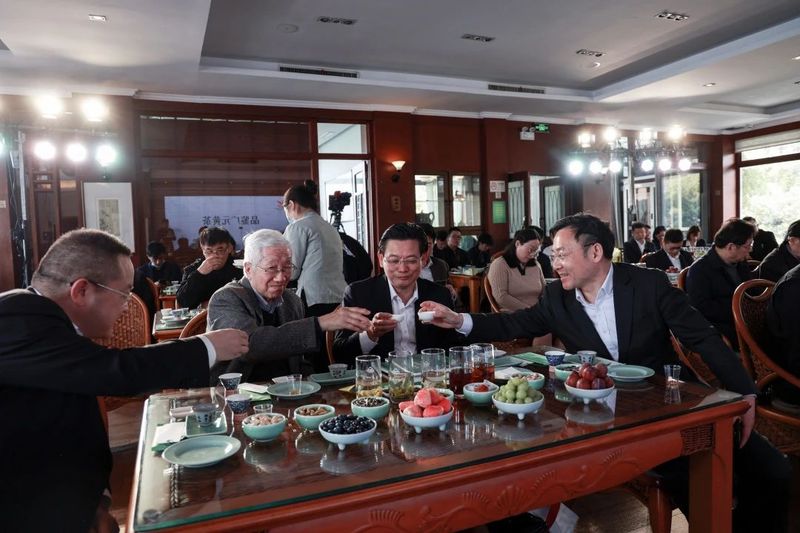 有关于“红色旺苍·中国茶乡”春茶品鉴推介活动在杭州举行的相关内容(12)