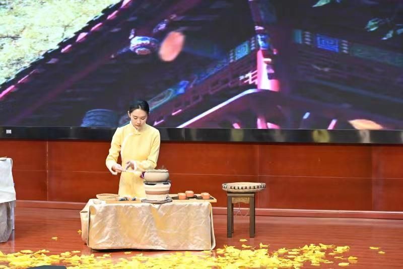 有关于四川省“巴山青杯”茶与健康职业技能大赛在达州职业技术学院精彩开赛的内容(7)