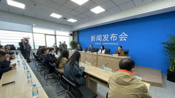 关于杭州西湖龙井、洞庭山碧螺春两大茗茶正式开采！的新闻(3)