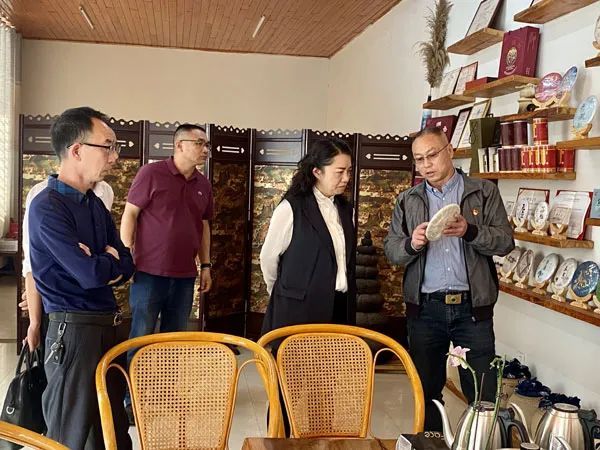 有关于勐海县人民政府县长陶艳到茶叶所调研指导工作的消息(1)