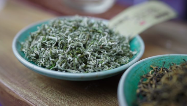 有关于平塘第二届“都匀毛尖·平塘甲茶”斗茶大赛开赛的资讯(2)