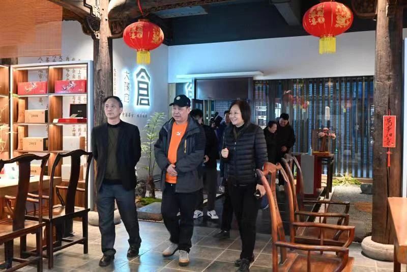 关于四川省茶叶行业协会与河南茶叶商会、陕西省茶文化研究会签订友好战略协议的相关内容(2)