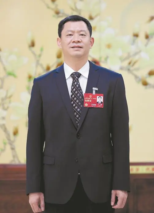 关于闽滇浙皖贵五省代表委员共话茶产业发展：点绿成金·一叶茶促一业旺的信息(2)