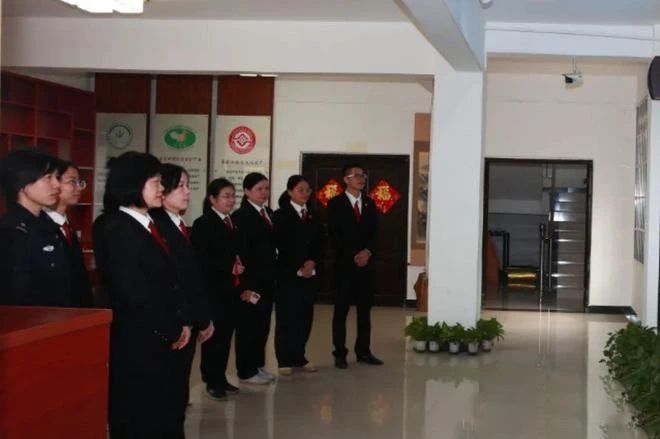 关于茶乡女法官：学茶艺，悟茶道，颂党恩，铭初心的信息(1)