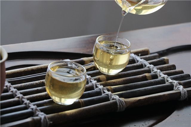 有关于2023年小户赛古树春茶1800-2800元的资讯(2)