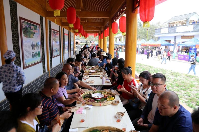 有关于六堡茶 开茶咯！的信息(5)