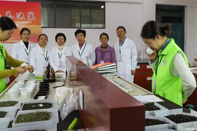 关于福鼎选手陈常生荣获第三届“武夷山”杯全国评茶员职业技能竞赛二等奖的相关信息(2)