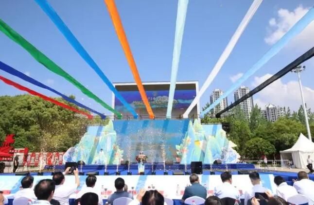 关于2023年中华茶祖节暨首届黄茶产业发展大会成功举办的新闻(3)