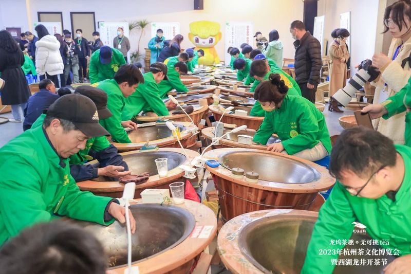 有关于陈永昊等，西湖龙井茶传统制作技艺的重要价值与前进方向的相关内容(6)