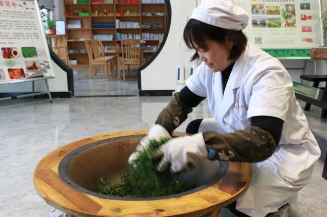 有关于韶关曲江罗坑镇：春茶飘香又一年，茶园万亩香满山的消息(2)