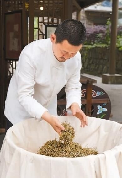 有关于映秀茶香飘万里的最新消息(2)