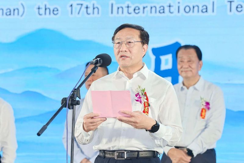 有关于吃了淄博烧烤、喝了青岛啤酒，就差来泉城品茶啦！的信息(1)