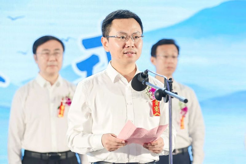 有关于吃了淄博烧烤、喝了青岛啤酒，就差来泉城品茶啦！的信息(3)