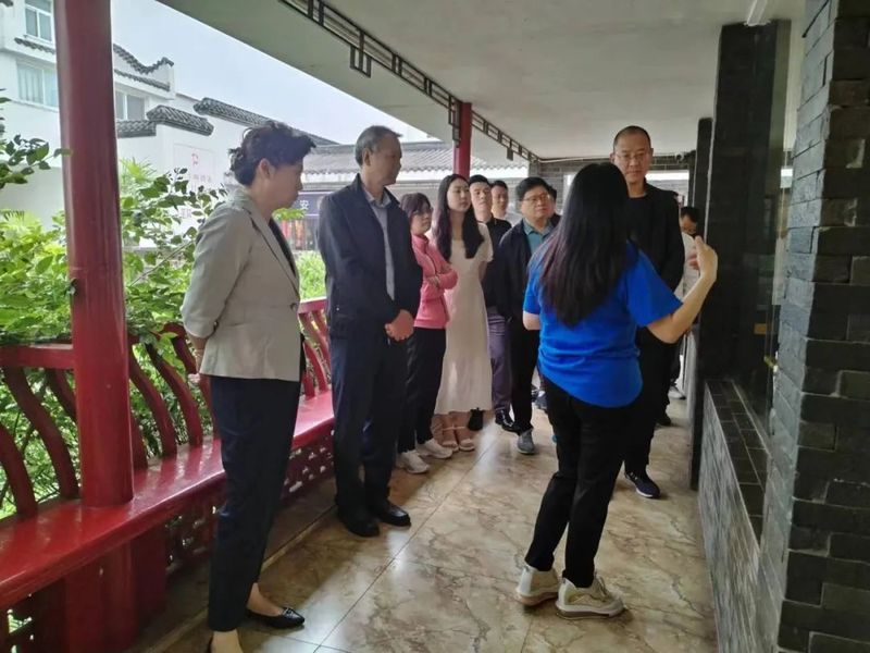 有关于江西省鹰潭市政协来雅考察藏茶产业发展的相关信息