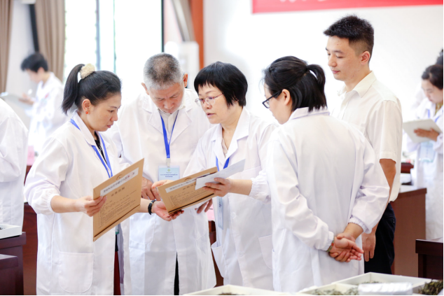 关于湖南评茶事、调饮师新星诞生！的新闻(14)