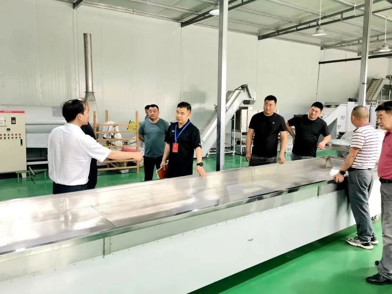 关于中厂镇人大组织开展茶叶产业调研活动的内容