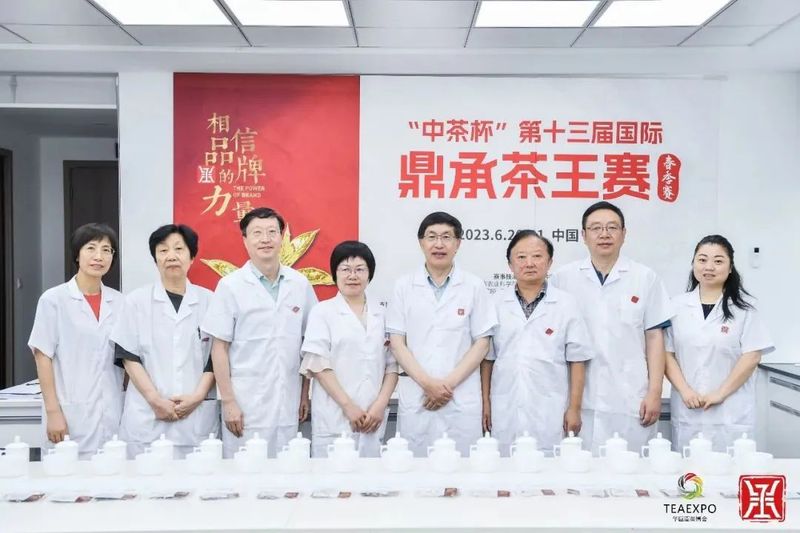 有关于鼎承茶王赛恩施州成绩单来了！的内容