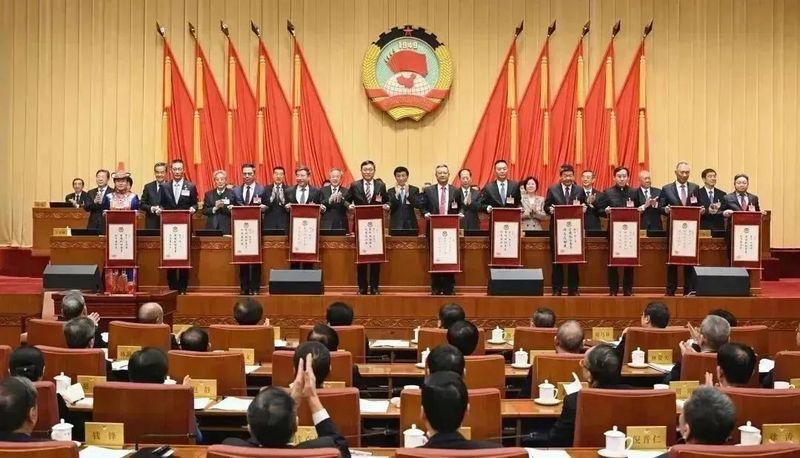 有关于两会直通车①何一心委员：尽快建立中国茶文化的世界认同的消息(1)