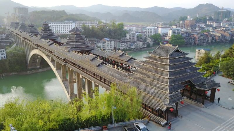 有关于谱写“三茶”统筹新篇章！这个茶产区交出“亮眼”成绩单的相关信息(6)