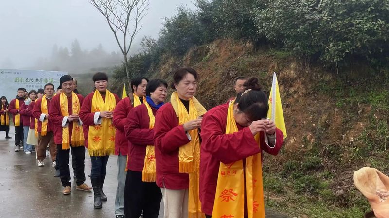 关于惊蛰舂醒日 福鼎茶农喊山祭茶的资讯(3)