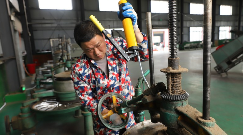 有关于巴东县金果坪乡：为春茶上市做好准备的相关信息