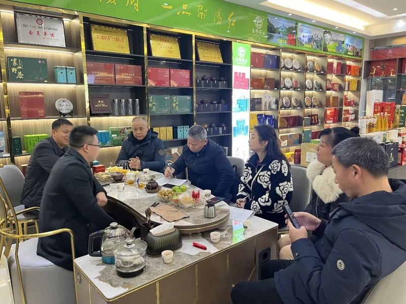 关于张曙光一行对邵阳市开展第三轮五彩湘茶湘派茶馆建设和湘派茶馆星级评定实地检查的新闻