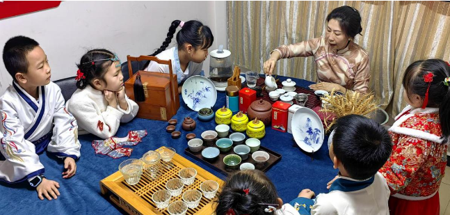 有关于乌鲁木齐市开展传承茶文化 香茗沁人心 的资讯(1)