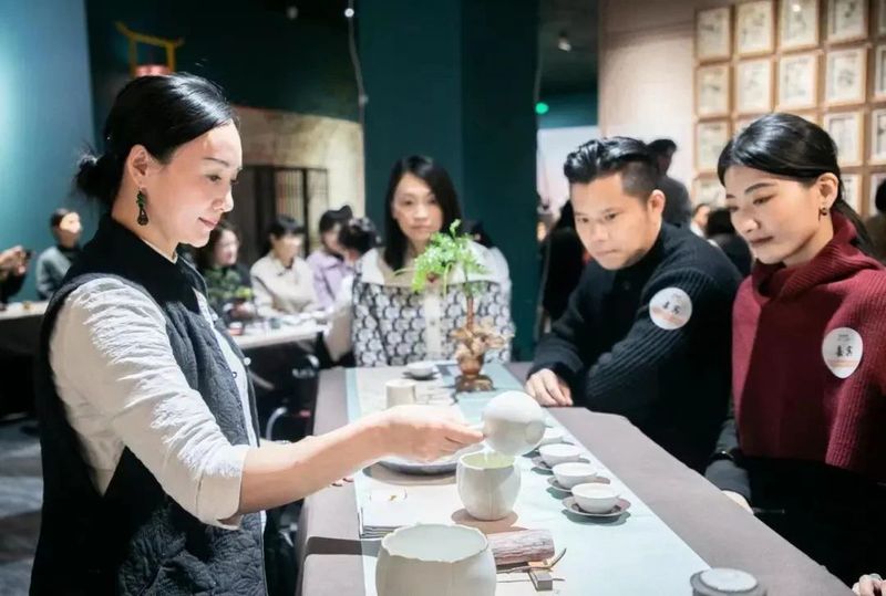 关于福建：闽台两岸雅集茶会举办 茶香两岸共叙乡情的信息