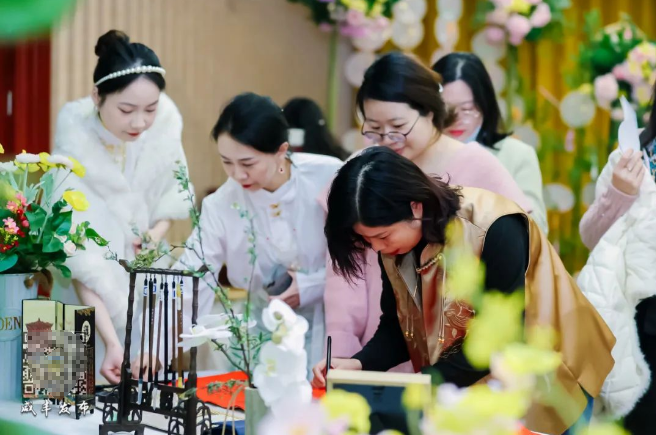 有关于咸丰白茶走进武汉的相关信息(1)