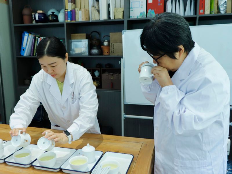 有关于2023年“贵州绿茶”产品质量推选评价审评会在贵阳举行的资讯(2)