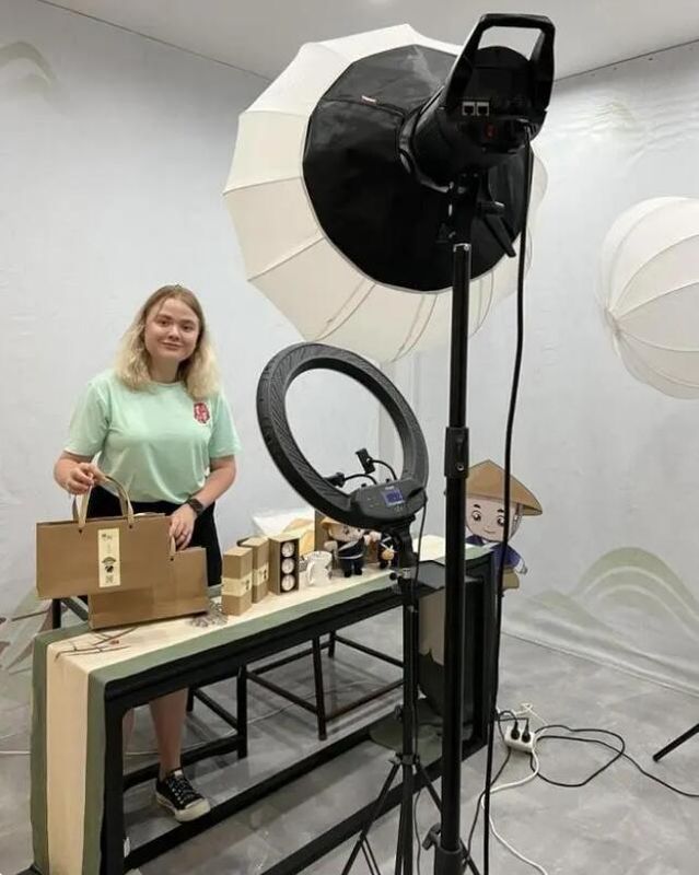 有关于浙财大留学生探访余杭径山，细品点茶文化的相关信息(3)