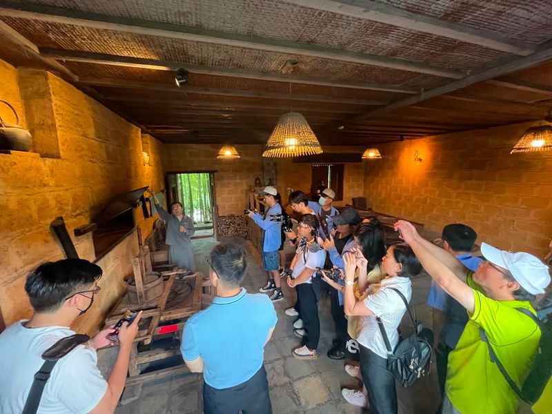 有关于两岸媒体采访团走进武夷山！用镜头记录武夷山水茶的内容(2)