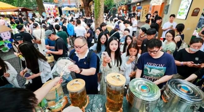 关于浙江杭州：一场径山茶文化盛宴在西子湖畔上演的相关信息(3)