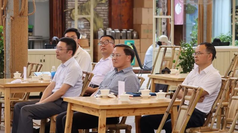 有关于名山区召开茶文化发展与人才工作论坛的内容(3)