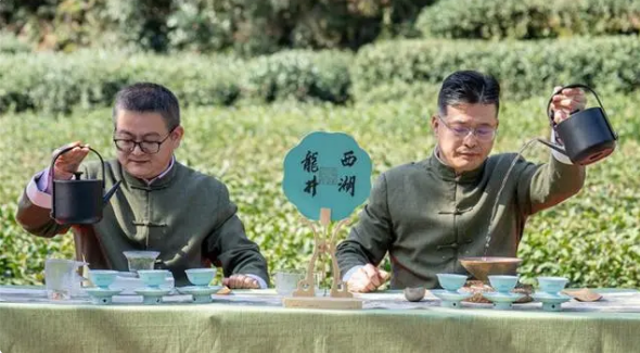 有关于品味独特茶文化 西湖龙井开茶节在杭州举办的内容(3)