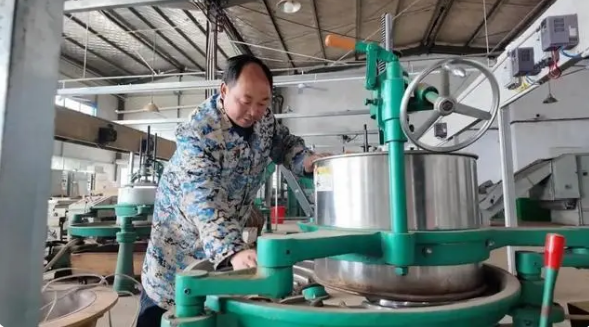 有关于保康：春茶溢新香 茶农备采忙的相关信息