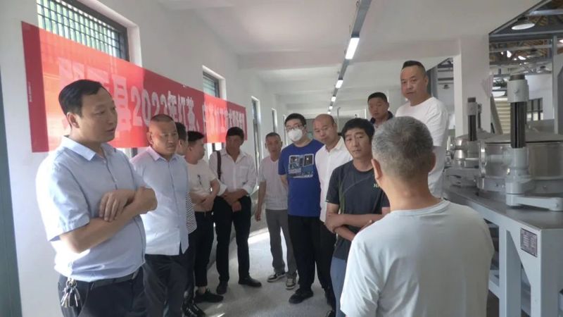 有关于产值0.8亿元!郧西县开拓大宗茶市场 助力茶叶产业链建设的消息(1)